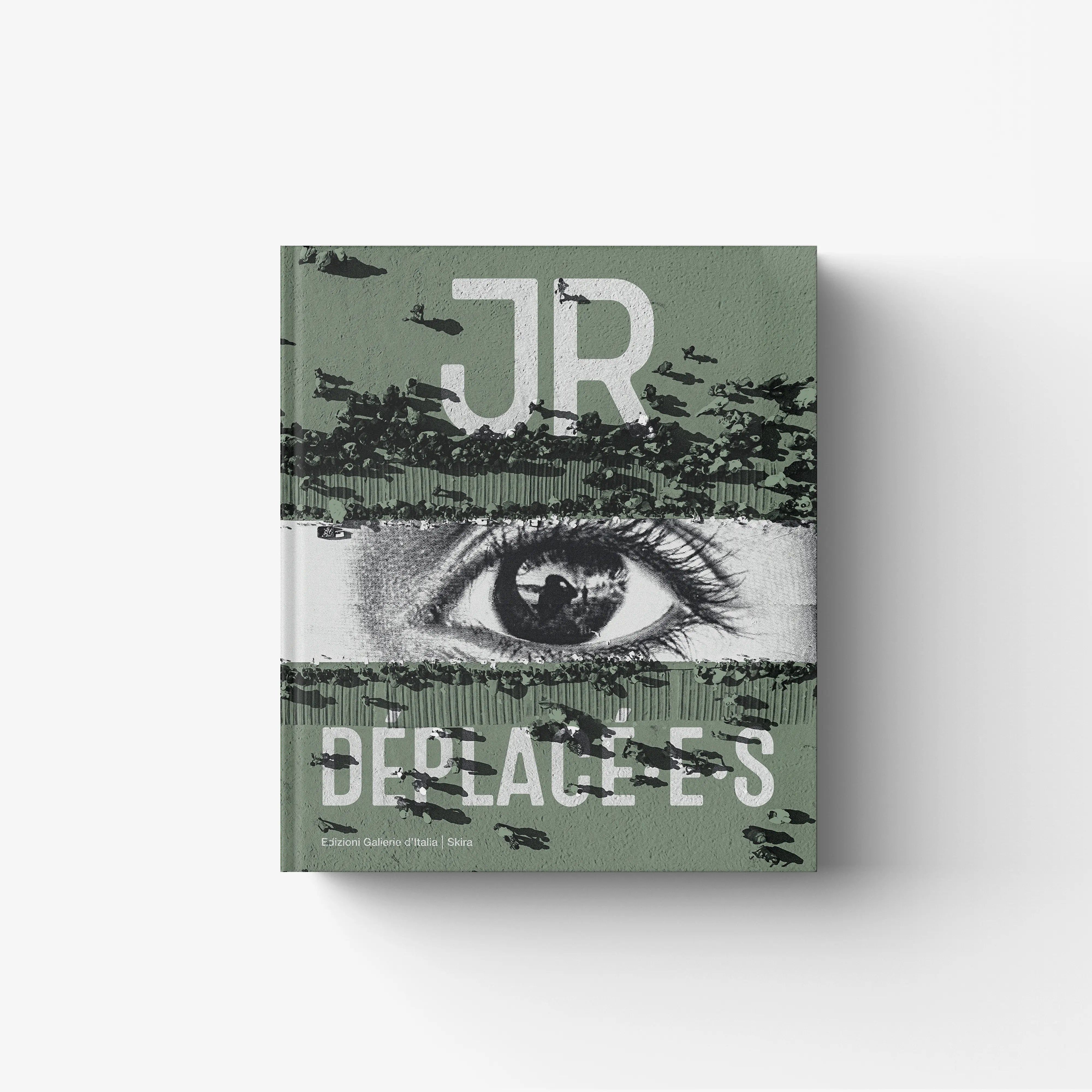 Contemporary art book by Skira Arte with green cover and crowd silhouettes, JR Deplacé-e-s edition for exhibition in Turin